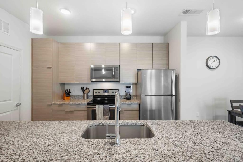 Lavish 2Br Apartment In Tampa Eksteriør billede