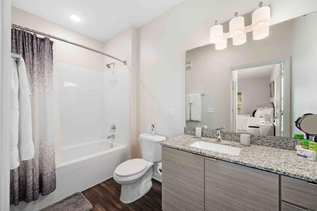 Lavish 2Br Apartment In Tampa Eksteriør billede